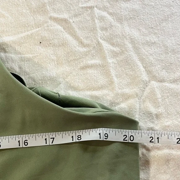 Nike Women's Dri-FIT Luxe Cropped Yoga Tank, Size XXL - Picture 10 of 10